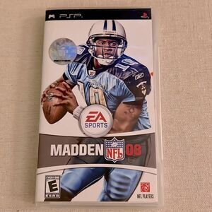 Sony PSP Madden NFL 08 w cases and manuals